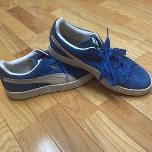 Blue Suede Puma Athletic Shoes Size 7
